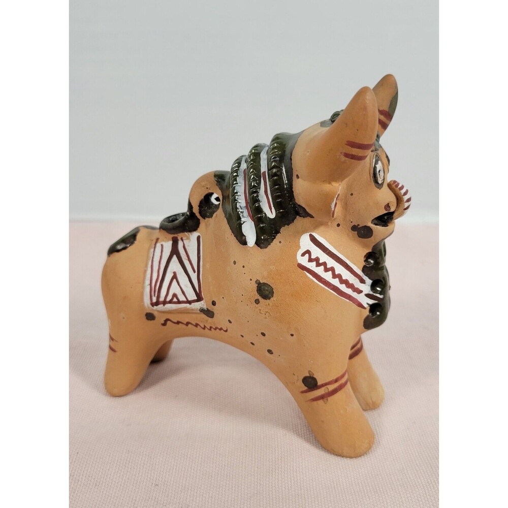Peru TORITO DE PUCARA Bull Figure Hand Made Peruvian Clay Folk Art 4 1/2" tall